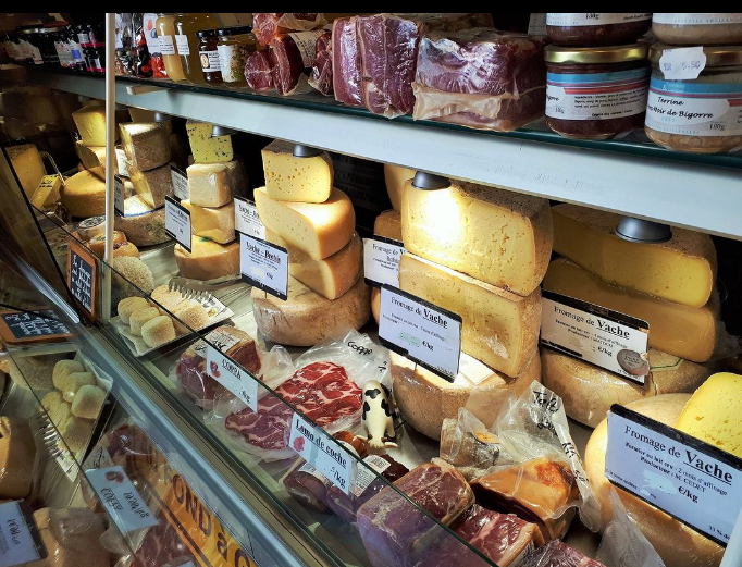 cave pyrénées 02.jpg